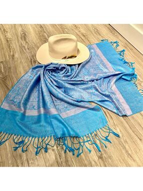 Pashmina SILK blend paisley scarf/wrap w Gypsy southwestern country vibe